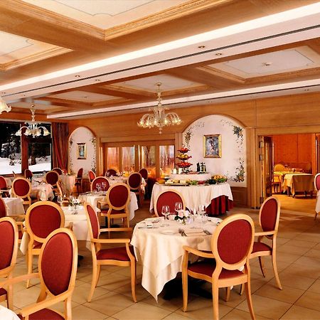 Carlo Magno Hotel Spa Resort Madonna エクステリア 写真
